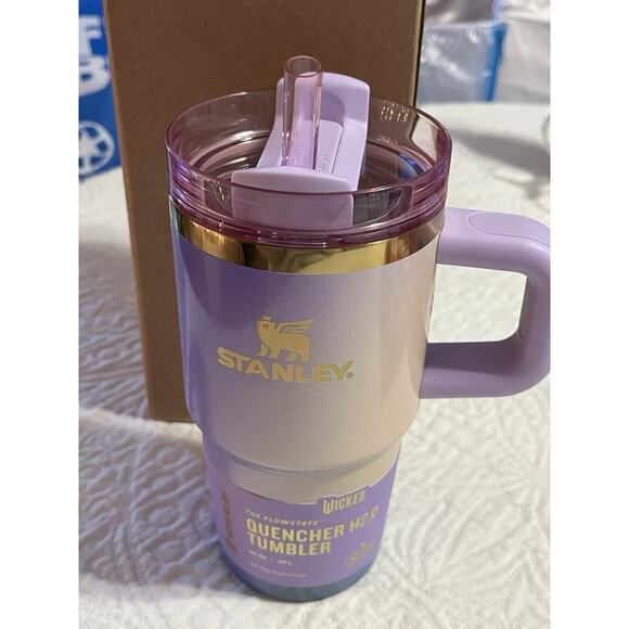 Stanley x Wicked 20oz Quencher Tumbler Glinda Good Witch Wizard Of Oz NEW - Picture 1 of 6